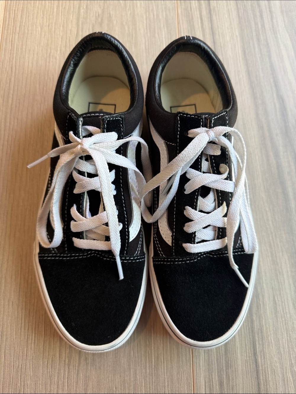 Vans Old Skool Unisex Black/White Low Top Sneakers Women Size 7 Men Size 5.5